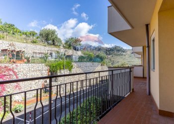 Balcone - Appartamento via delle fornaci
 
13, Giardini-Naxos - foto 14