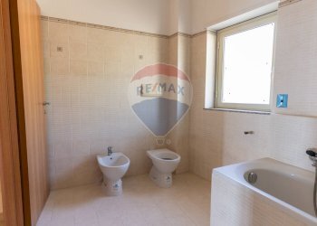 Bagno - Appartamento via delle fornaci
 
13, Giardini-Naxos - foto 18