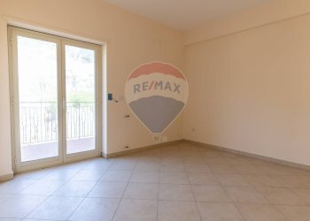 Stanza vuota - Appartamento via delle fornaci
 
13, Giardini-Naxos - foto 20