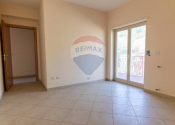 Stanza vuota - Appartamento via delle fornaci
 
13, Giardini-Naxos - foto 22