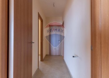 Hall / corridoio - Appartamento via delle fornaci
 
13, Giardini-Naxos - foto 24