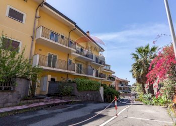 Edificio all\'aperto - Appartamento via delle fornaci
 
13, Giardini-Naxos - foto 31