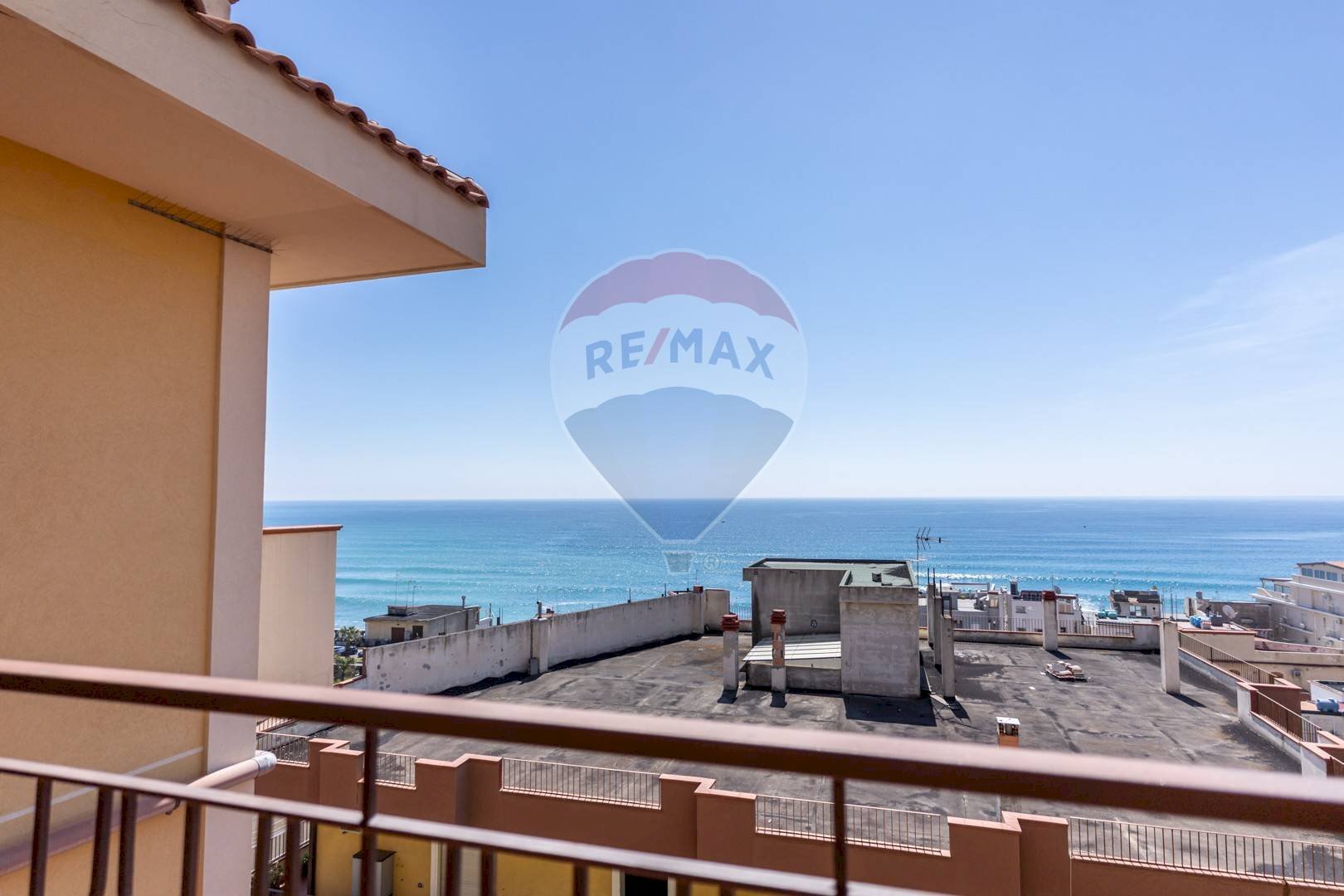 Balcone - Appartamento via Delle Formaci
 
13, Giardini-Naxos - foto 1