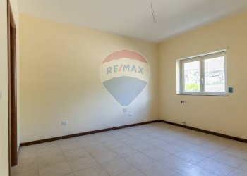 Stanza vuota - Appartamento via Delle Formaci
 
13, Giardini-Naxos - foto 16