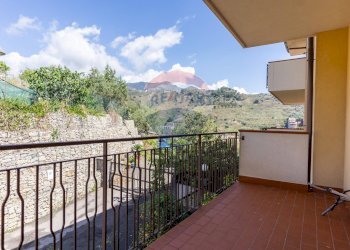 Balcone - Appartamento via Delle Formaci
 
13, Giardini-Naxos - foto 33