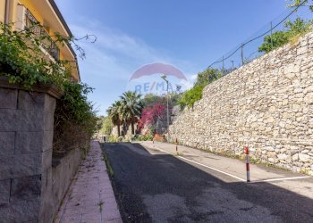 Edificio all\'aperto - Appartamento via Delle Formaci
 
13, Giardini-Naxos - foto 36
