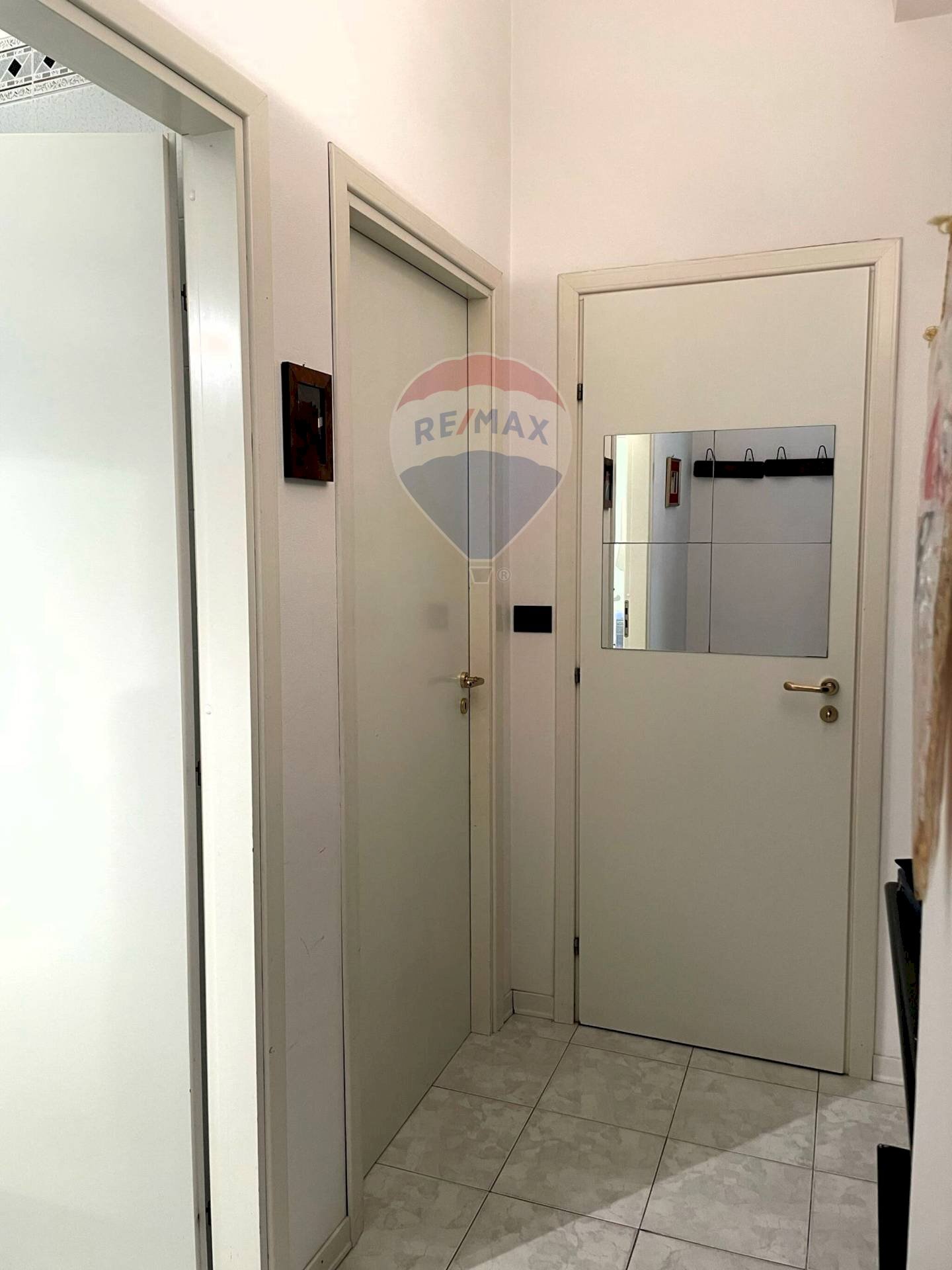 Hall / corridoio - Appartamento Via Libertà
 
115, Enna - foto 3