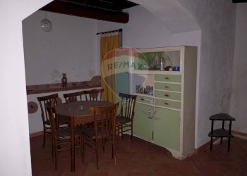 Sala da pranzo - Casa indipendente via Biondi
 
23, Maletto - foto 3
