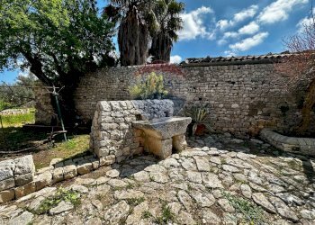 Giardino - Rustico C.da Torre Finocchiara
 
snc, Modica - foto 30