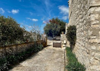 Giardino - Rustico C.da Torre Finocchiara
 
snc, Modica - foto 52