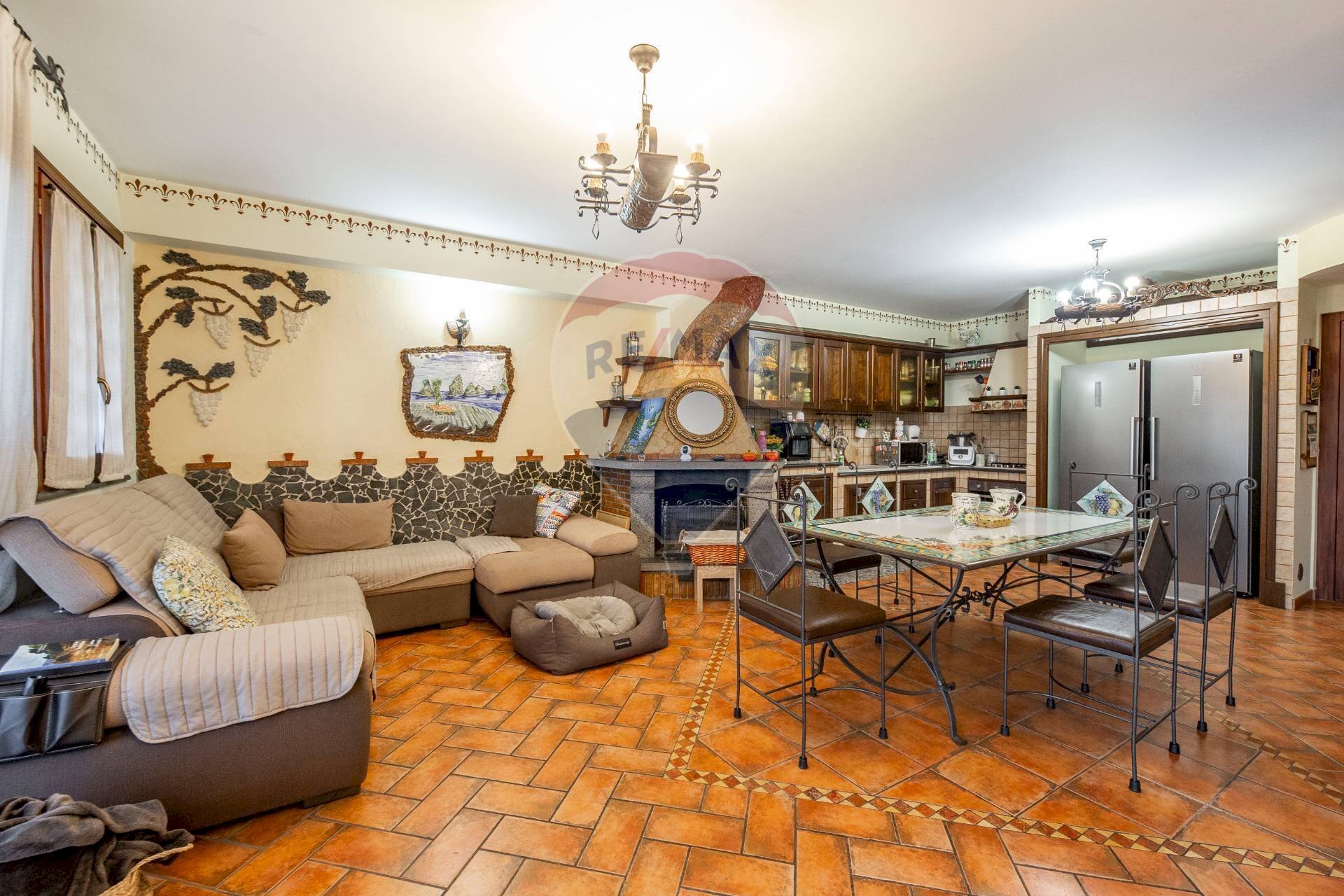 Sala da pranzo - Terraced Villa Via Vampolieri
 
37, Aci Castello - photo 3