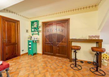 Hall / corridoio - Villa a Schiera Via Vampolieri
 
37, Aci Castello - foto 9