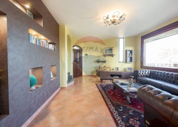 Soggiorno - Villa a Schiera Via Vampolieri
 
37, Aci Castello - foto 17