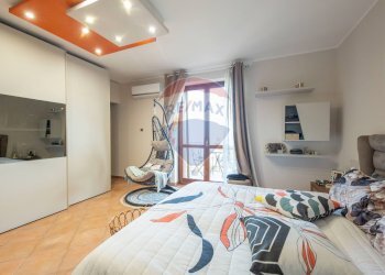 Camera / camera da letto - Villa a Schiera Via Vampolieri
 
37, Aci Castello - foto 39