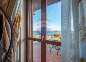 Balcone - Villa a Schiera Via Vampolieri
 
37, Aci Castello - foto 43