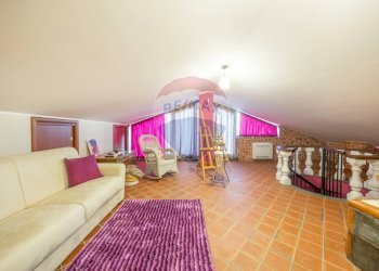 Soggiorno - Villa a Schiera Via Vampolieri
 
37, Aci Castello - foto 56