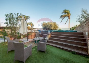 Terrazza - Villa a Schiera Via Vampolieri
 
37, Aci Castello - foto 67