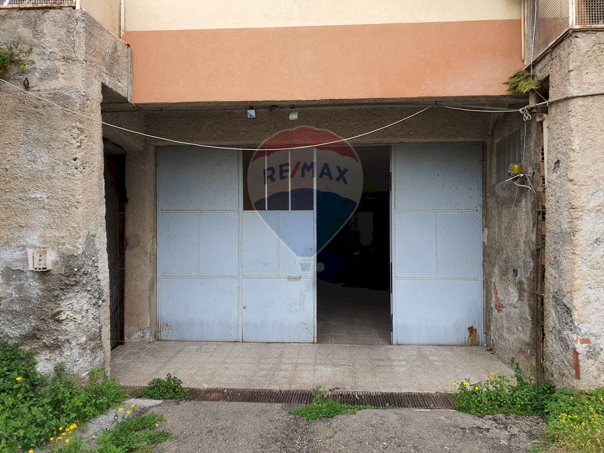 Edificio all\'aperto - Box VIA GIOACCHINO ROSSINI
 
0, Taormina - foto 3