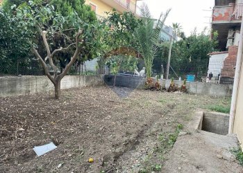 Giardino - Casa indipendente via Boemi, Francavilla di Sicilia - foto 29