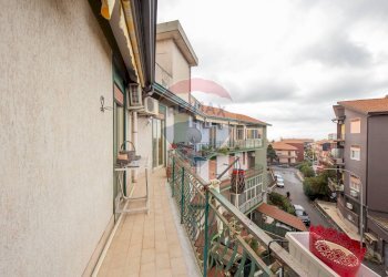Balcone - Trilocale piazza dante alighieri
 
06, Mascalucia - foto 12