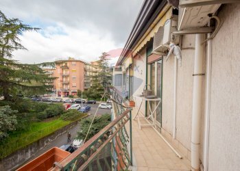 Balcone - Trilocale piazza dante alighieri
 
06, Mascalucia - foto 14