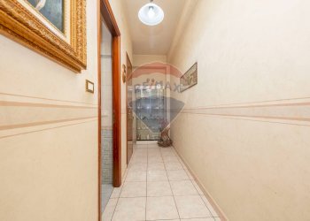 Hall / corridoio - Trilocale piazza dante alighieri
 
06, Mascalucia - foto 18