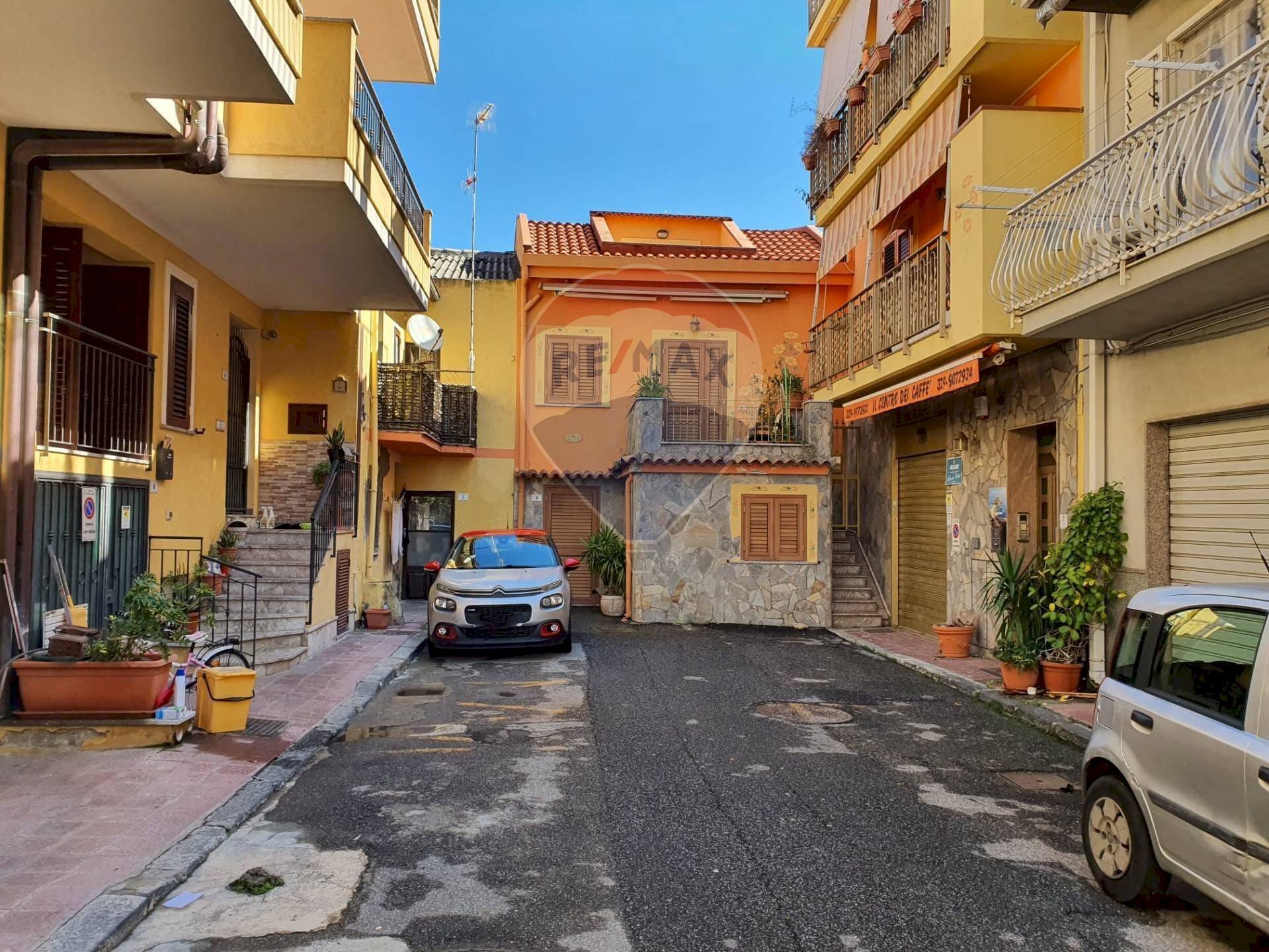 Edificio all\'aperto - Appartamento VIA VENEZIA
5, Furci Siculo - foto 2