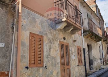 Casa all\'aperto - Appartamento VIA VENEZIA
 
5, Furci Siculo - foto 4