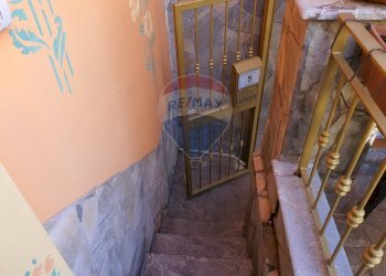 Scale - Appartamento VIA VENEZIA
 
5, Furci Siculo - foto 8