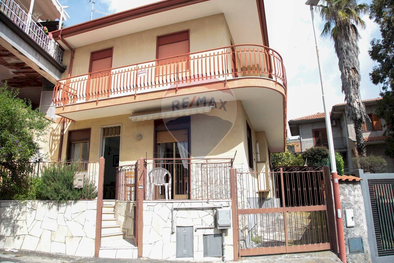 Casa all\'aperto - Casa semi indipendente via sant'andrea
 
51, Trecastagni - foto 1