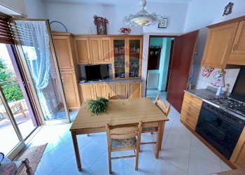 Sala da pranzo - Casa semi indipendente via sant'andrea
 
51, Trecastagni - foto 6