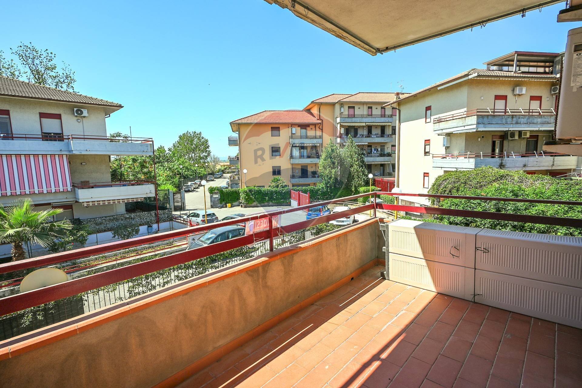 Balcone - Two-room apartment via Ruggero Leoncavallo
 
8, Taormina - photo 1
