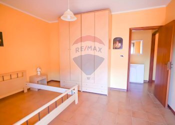 Camera / camera da letto - Bilocale via Ruggero Leoncavallo
 
8, Taormina - foto 7