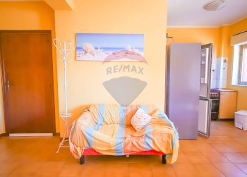 Soggiorno - Bilocale via Ruggero Leoncavallo
 
8, Taormina - foto 8