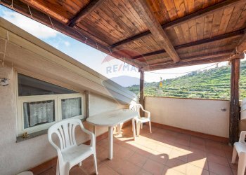 Terrazza - Attic Via San Nicolò
 
112, Aci Catena - photo 2