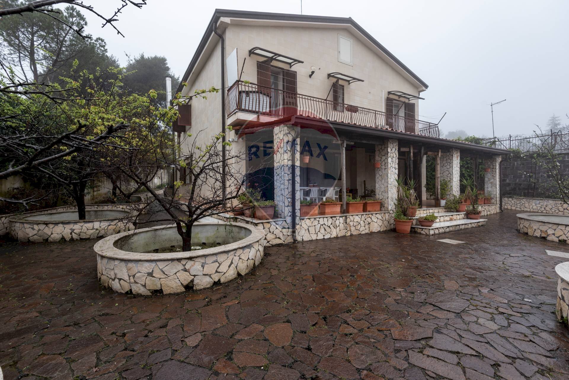 Casa all\'aperto - Villa Via Rosario Livatino
 
4, Pedara - photo 2