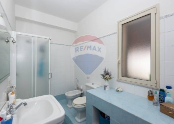 Bagno - Villa Via Rosario Livatino
 
4, Pedara - foto 7