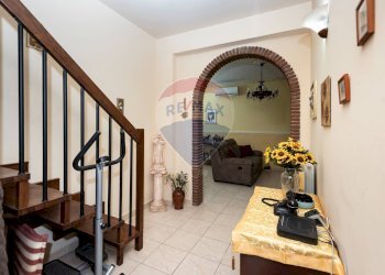 Scale - Villa Via Rosario Livatino
 
4, Pedara - foto 12