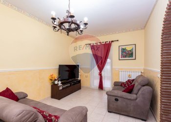 Soggiorno - Villa Via Rosario Livatino
 
4, Pedara - foto 15