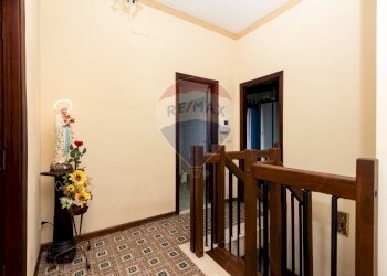 Hall / corridoio - Villa Via Rosario Livatino
 
4, Pedara - foto 18