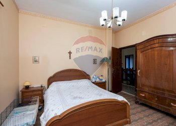 Camera / camera da letto - Villa Via Rosario Livatino
 
4, Pedara - foto 22