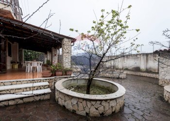 Casa all\'aperto - Villa Via Rosario Livatino
 
4, Pedara - foto 33