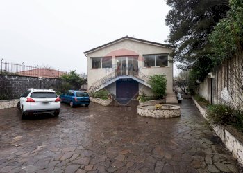 Casa all\'aperto - Villa Via Rosario Livatino
 
4, Pedara - foto 34
