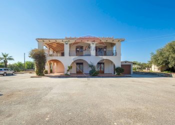 Casa all\'aperto - Villa via Adda
 
3, Augusta - foto 2