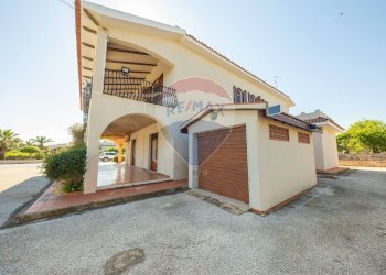 Casa all\'aperto - Villa via Adda
 
3, Augusta - foto 4
