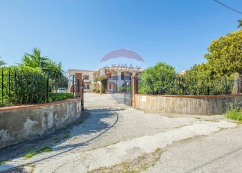 Casa all\'aperto - Villa via Adda
 
3, Augusta - foto 17