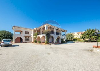 Casa all\'aperto - Villa via Adda
 
3, Augusta - foto 22