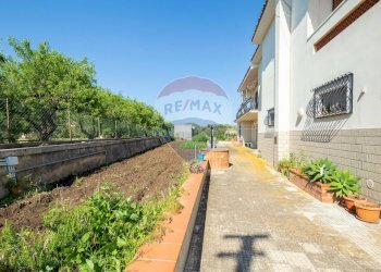 Non correlato - Villa via Adda
 
3, Augusta - foto 26