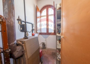 Camera / camera da letto - Villa via Adda
 
3, Augusta - foto 45