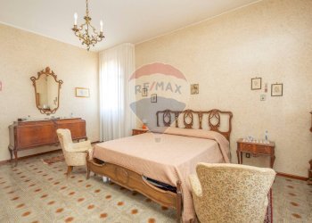 Camera / camera da letto - Villa via Adda
 
3, Augusta - foto 58